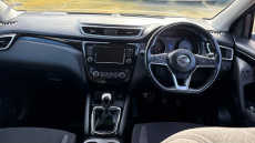 Nissan Qashqai 1.3 DiG-T Acenta Premium 5dr Petrol Hatchback